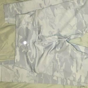 4 white camo Lululemon leggings
